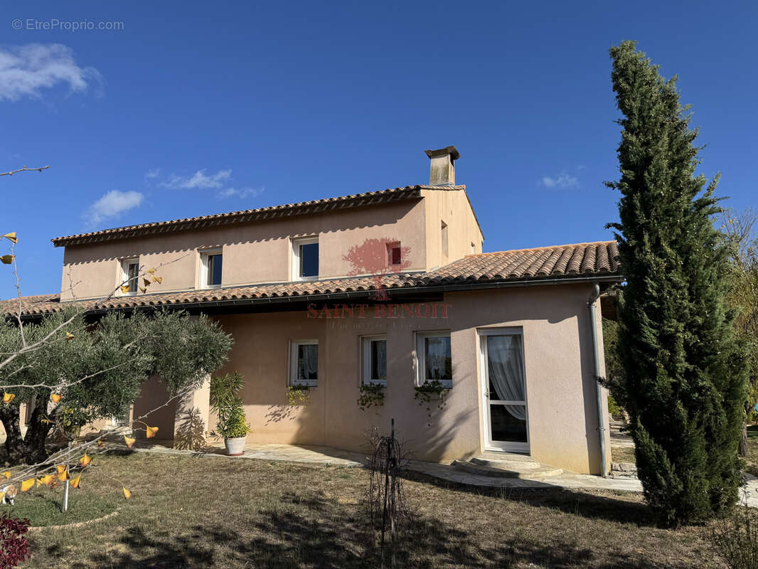 Maison à SAINT-BAUZILLE-DE-LA-SYLVE