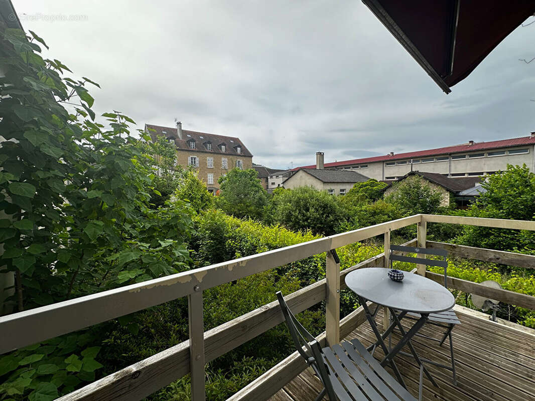 Appartement à LONS-LE-SAUNIER