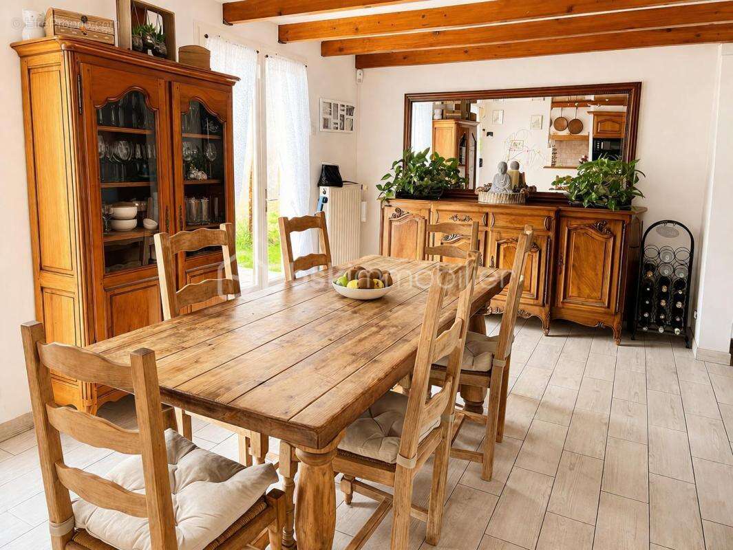 Maison à MARLY-LA-VILLE