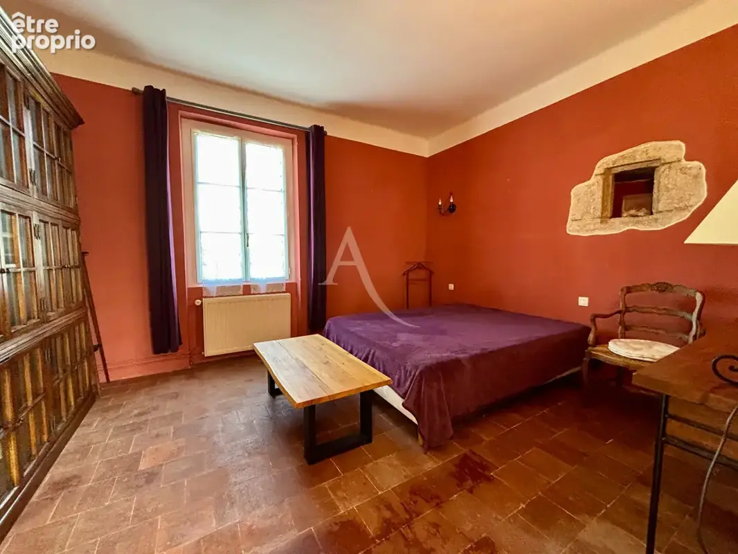 Maison ancienne en parfait état aux mutliples possibilités - photo 12