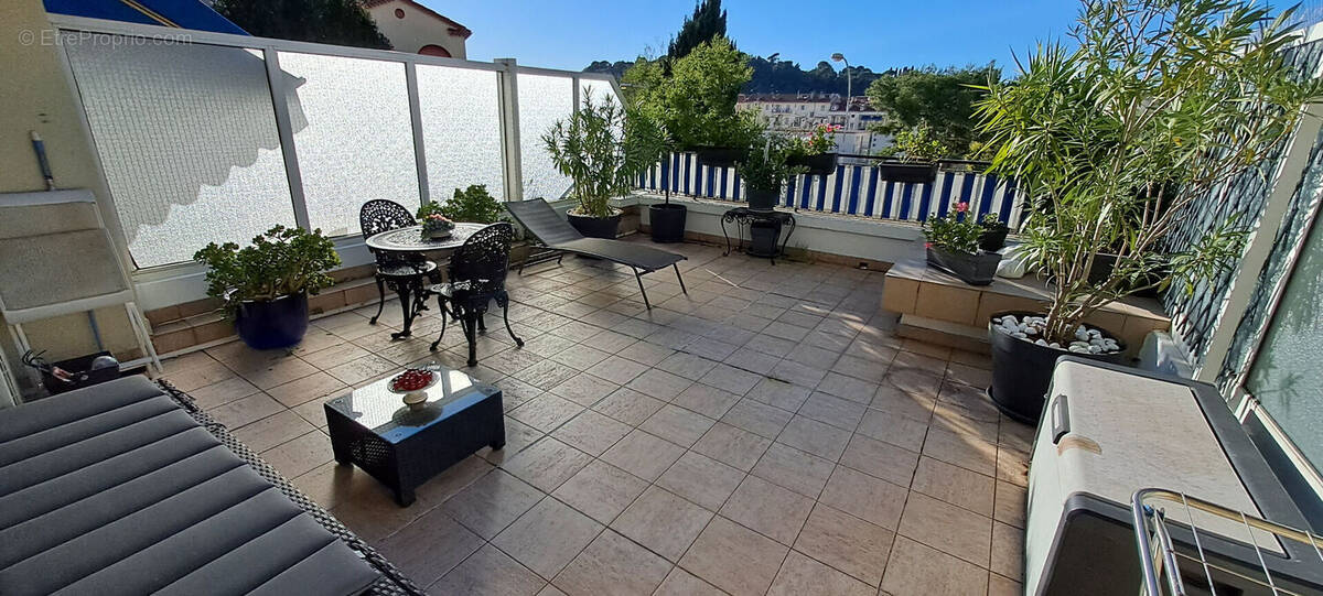 Appartement à NICE