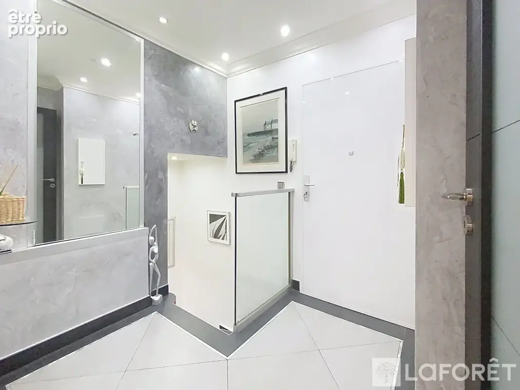 3 Pièces duplex - vue mer et garage - photo 12