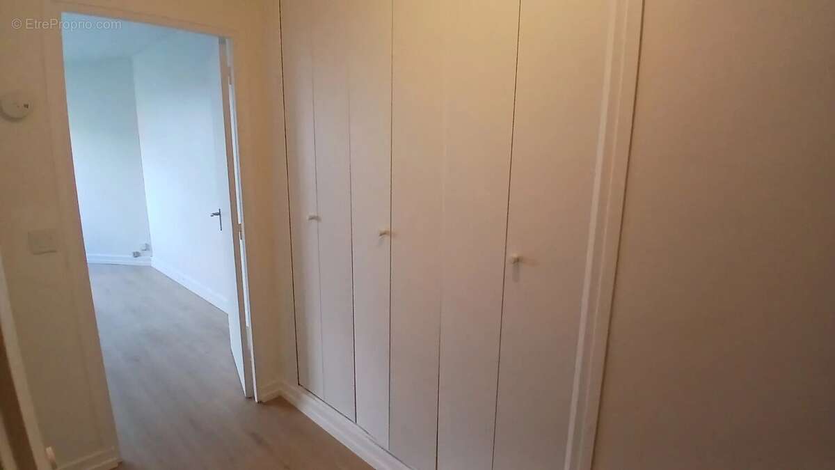 Appartement à PARIS-19E