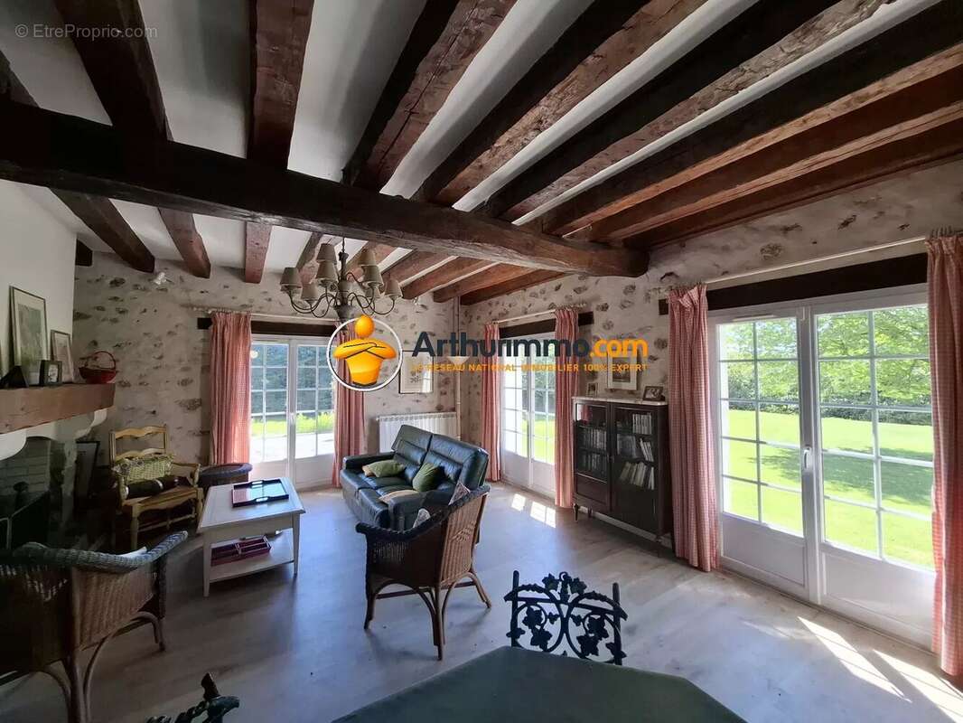 Maison à COULOMMIERS