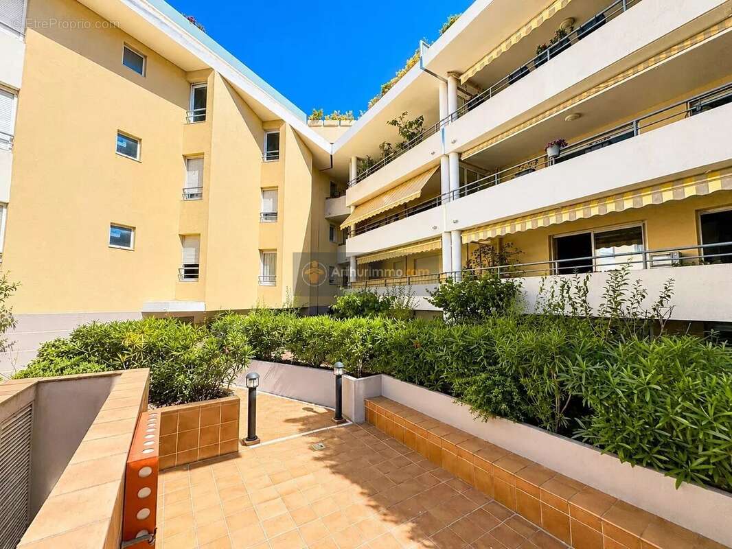 Appartement à SAINT-RAPHAEL