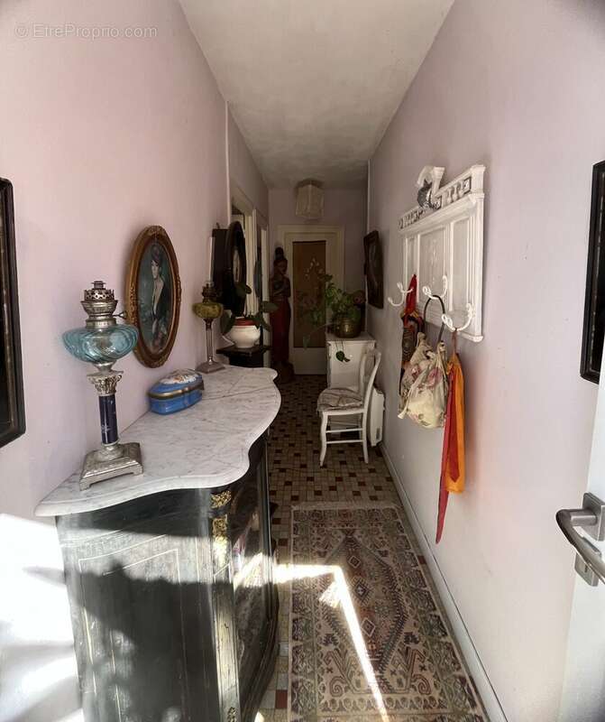 Maison 113 m² à Roussines  - photo 4