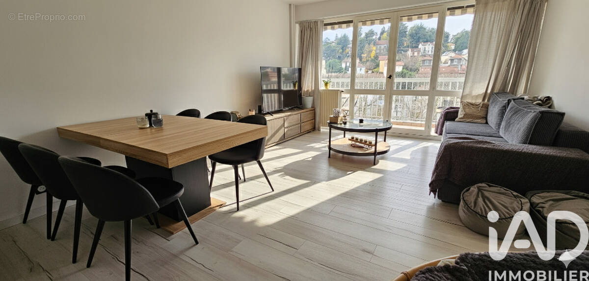 Photo 1 - Appartement à SAINT-ETIENNE