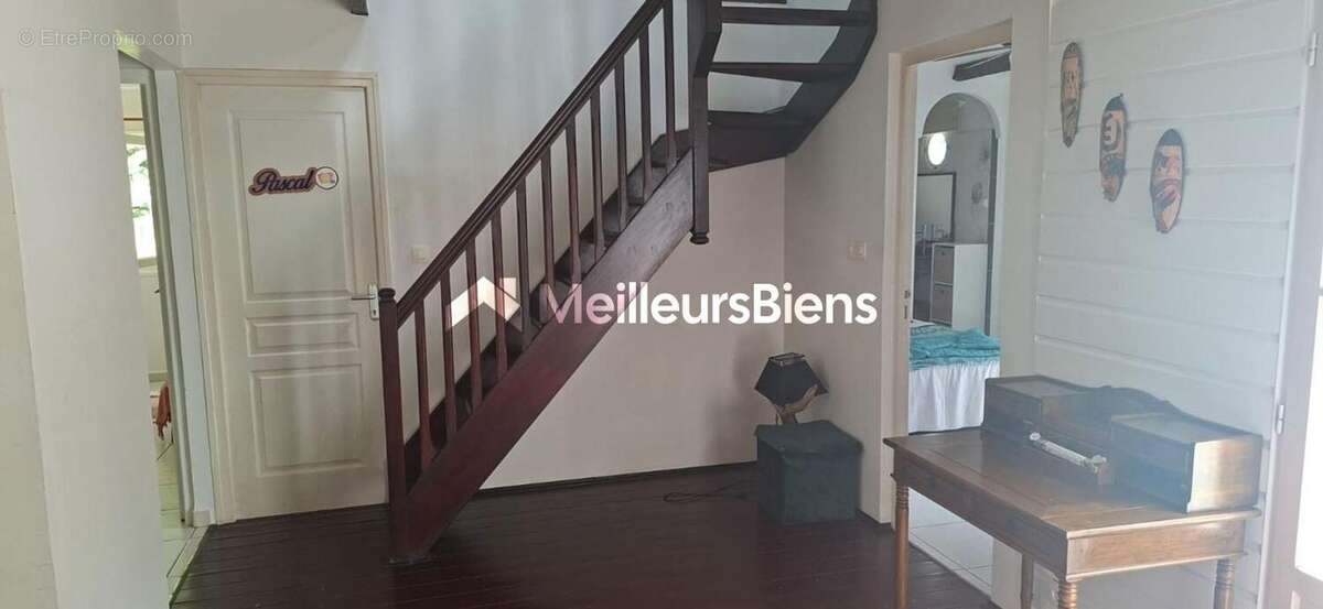 Maison à PETIT-BOURG