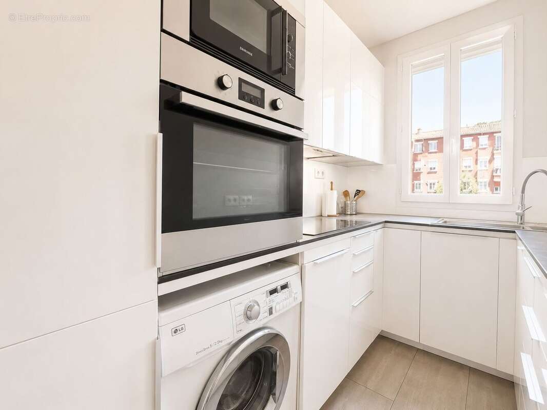 Appartement à CLICHY