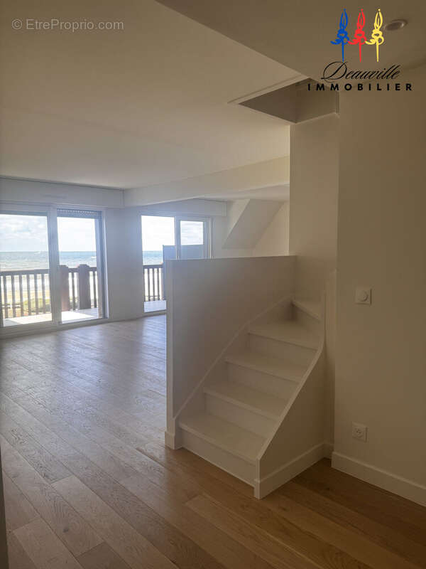 Appartement à BENERVILLE-SUR-MER