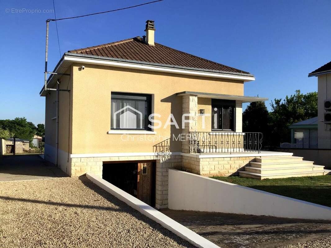 Photo 2 - Maison à CHATELLERAULT