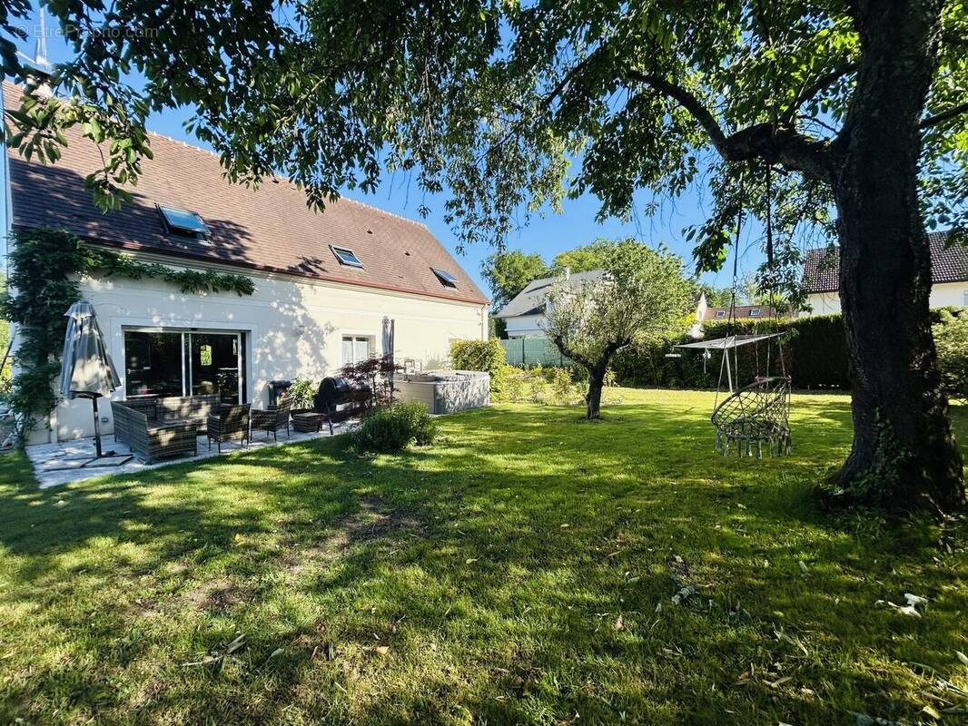 Maison à CHOISY-AU-BAC