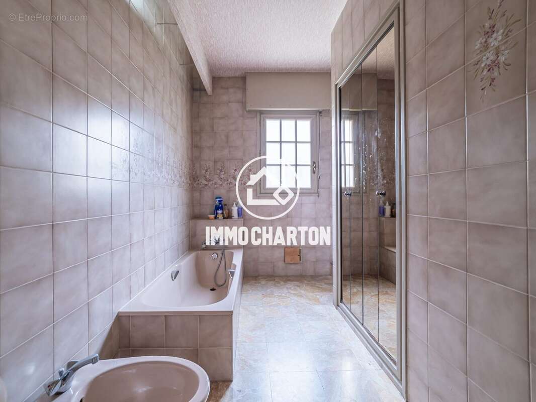 Maison 212 m² à Le Mans  - photo 9