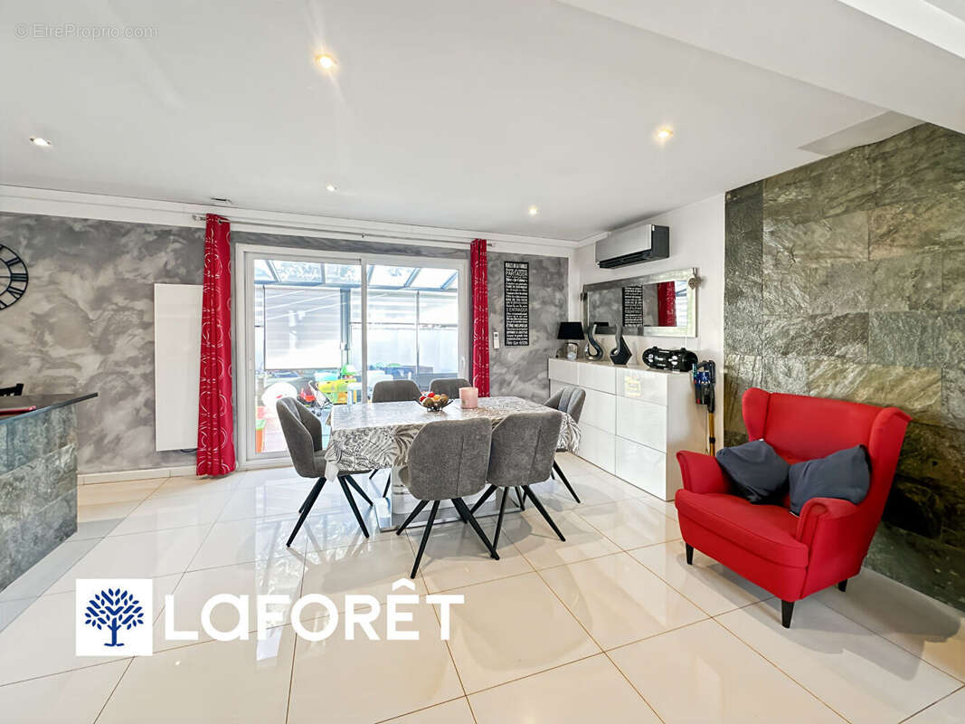 Maison à VILLEMOISSON-SUR-ORGE