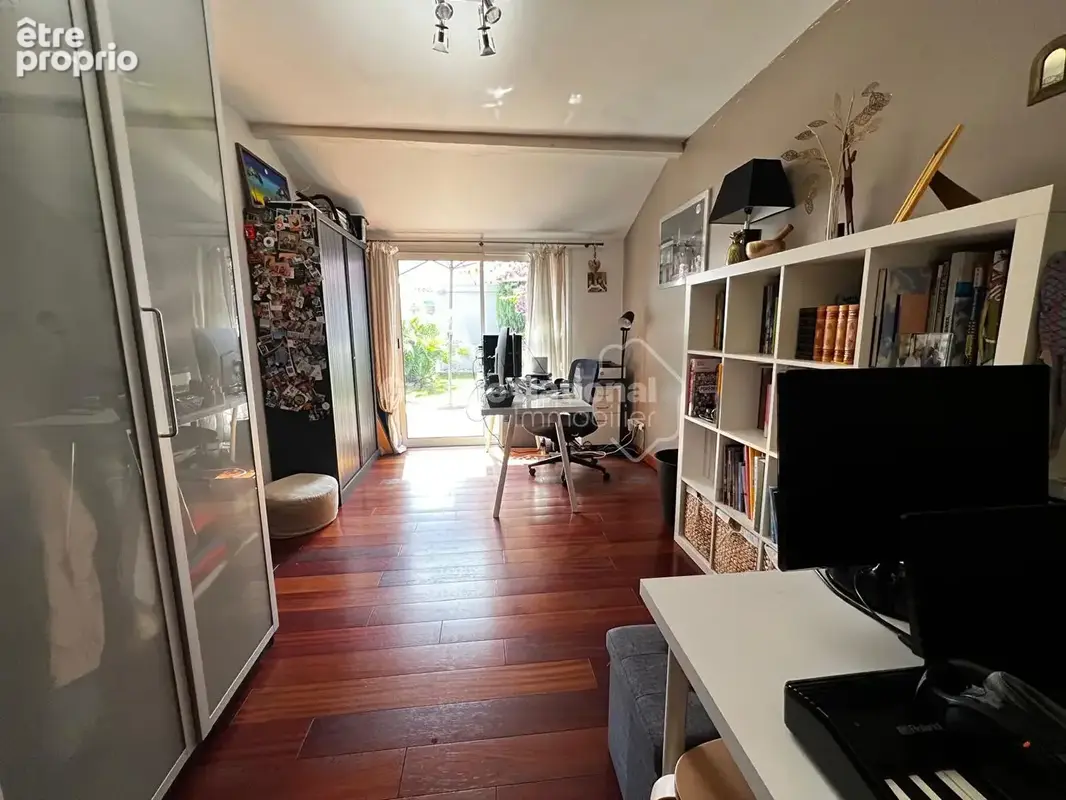 COUP DE COEUR À UCHAUD Magnifique Villa plain pied 4 chambres piscine - photo 8