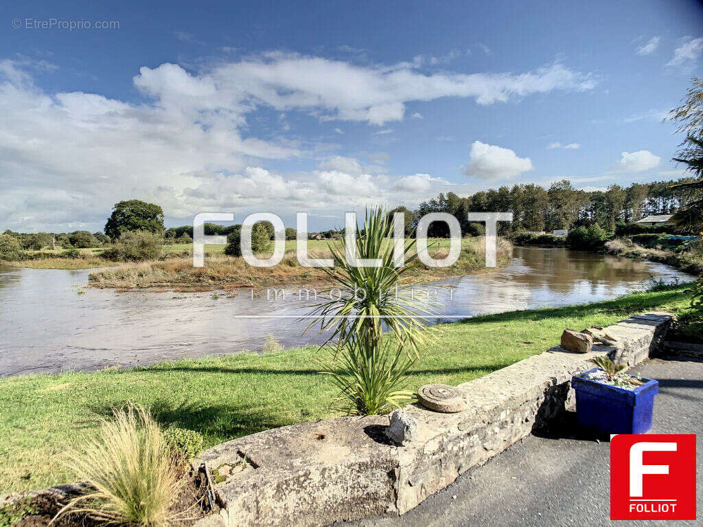 Maison à QUETTREVILLE-SUR-SIENNE