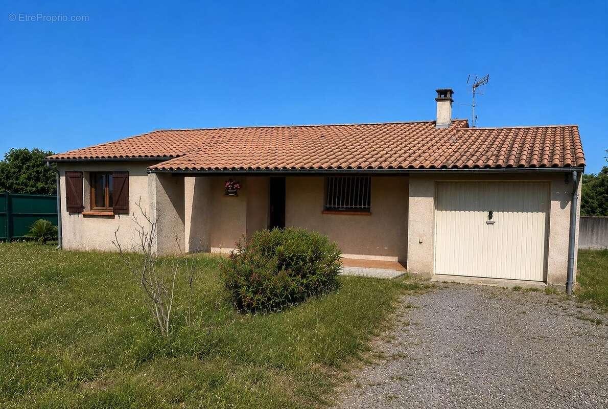 Maison à ROQUES