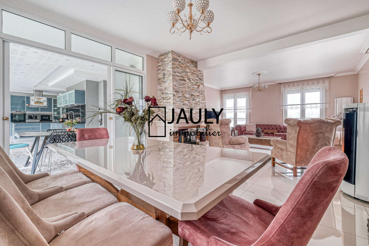 Maison à CREGY-LES-MEAUX