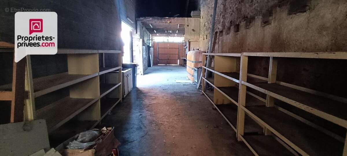 Maison 185 m2 et bâtiment annexe - photo 15