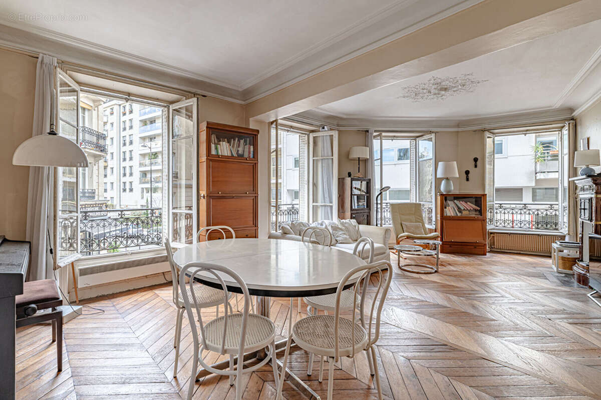 Appartement à PARIS-13E