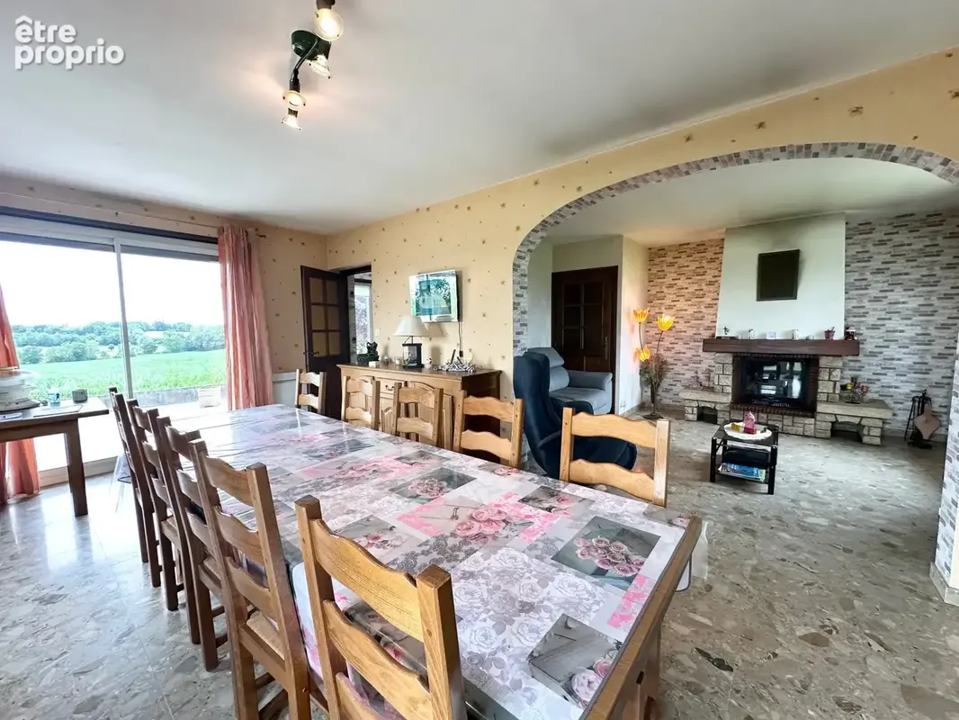 Maison 113 m² à Confrancon  - photo 5