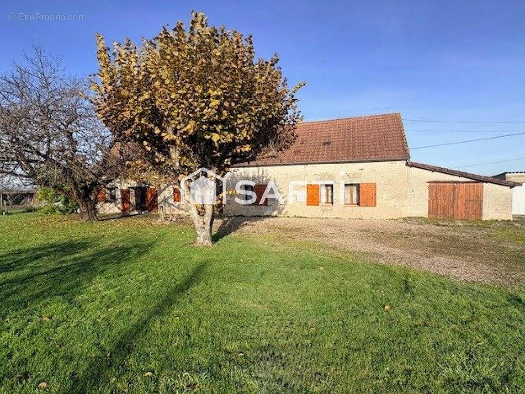 Photo 1 - Maison à ARPHEUILLES