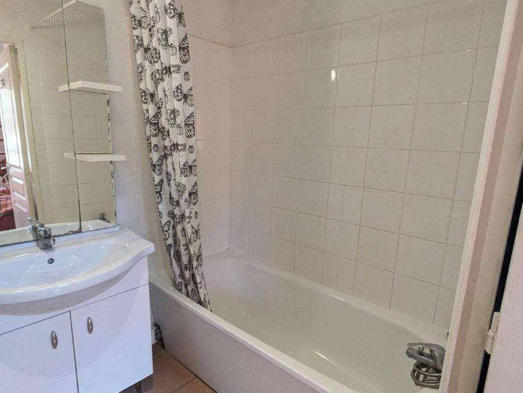 Maison à GALLARGUES-LE-MONTUEUX