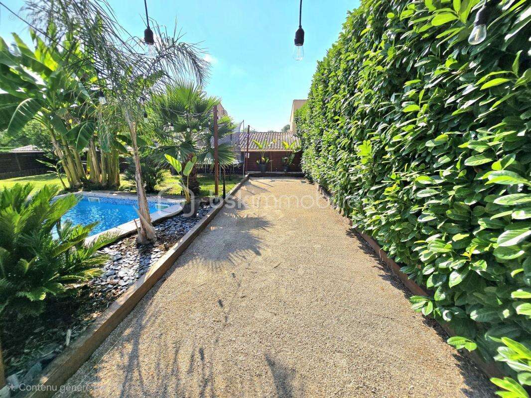 Maison 4 pièces avec piscine, jardin et chambre de plain-pied – À seulement 5 minutes du village - photo 4