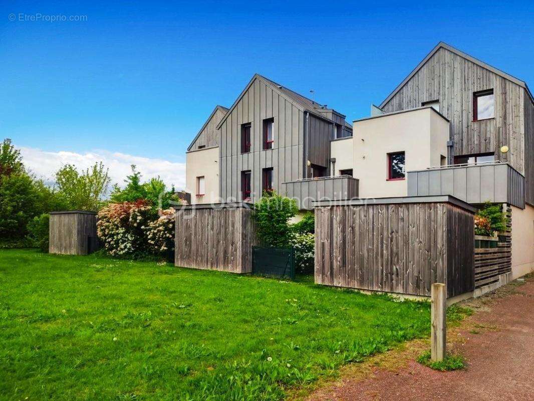 Appartement à CHAVAGNE