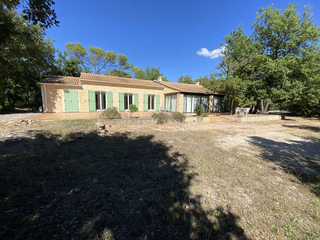 Maison à CAMPS-LA-SOURCE