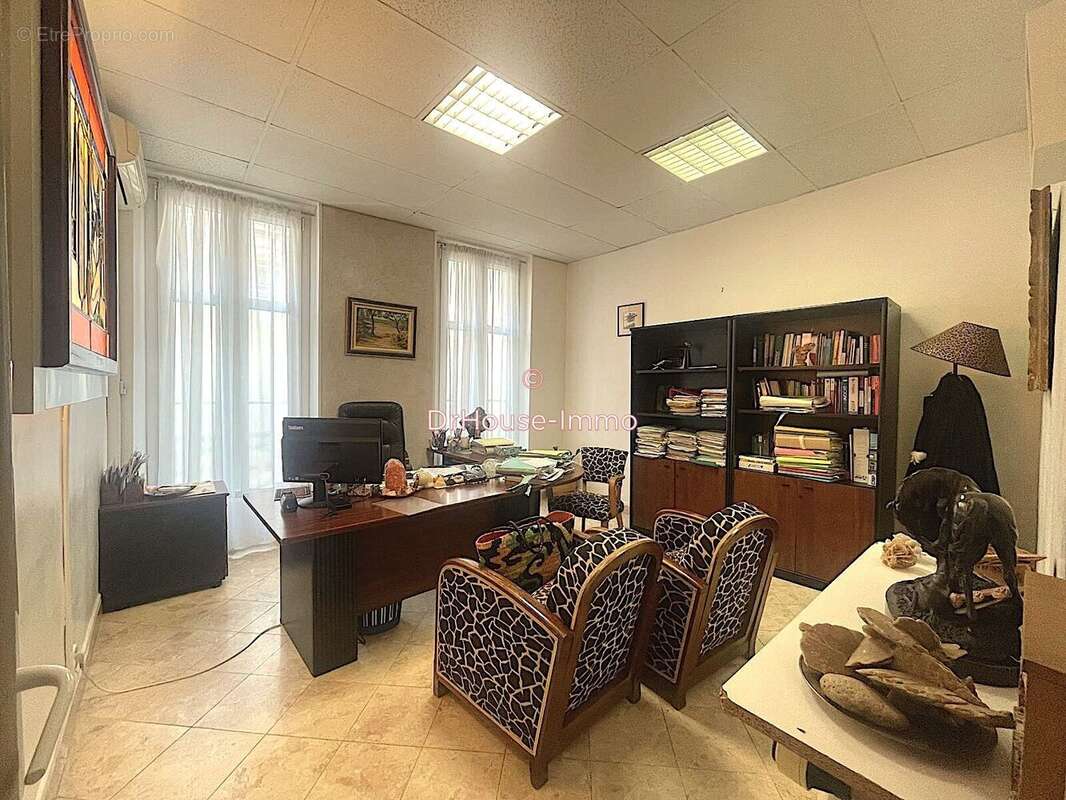 Commerce à MARSEILLE-1E