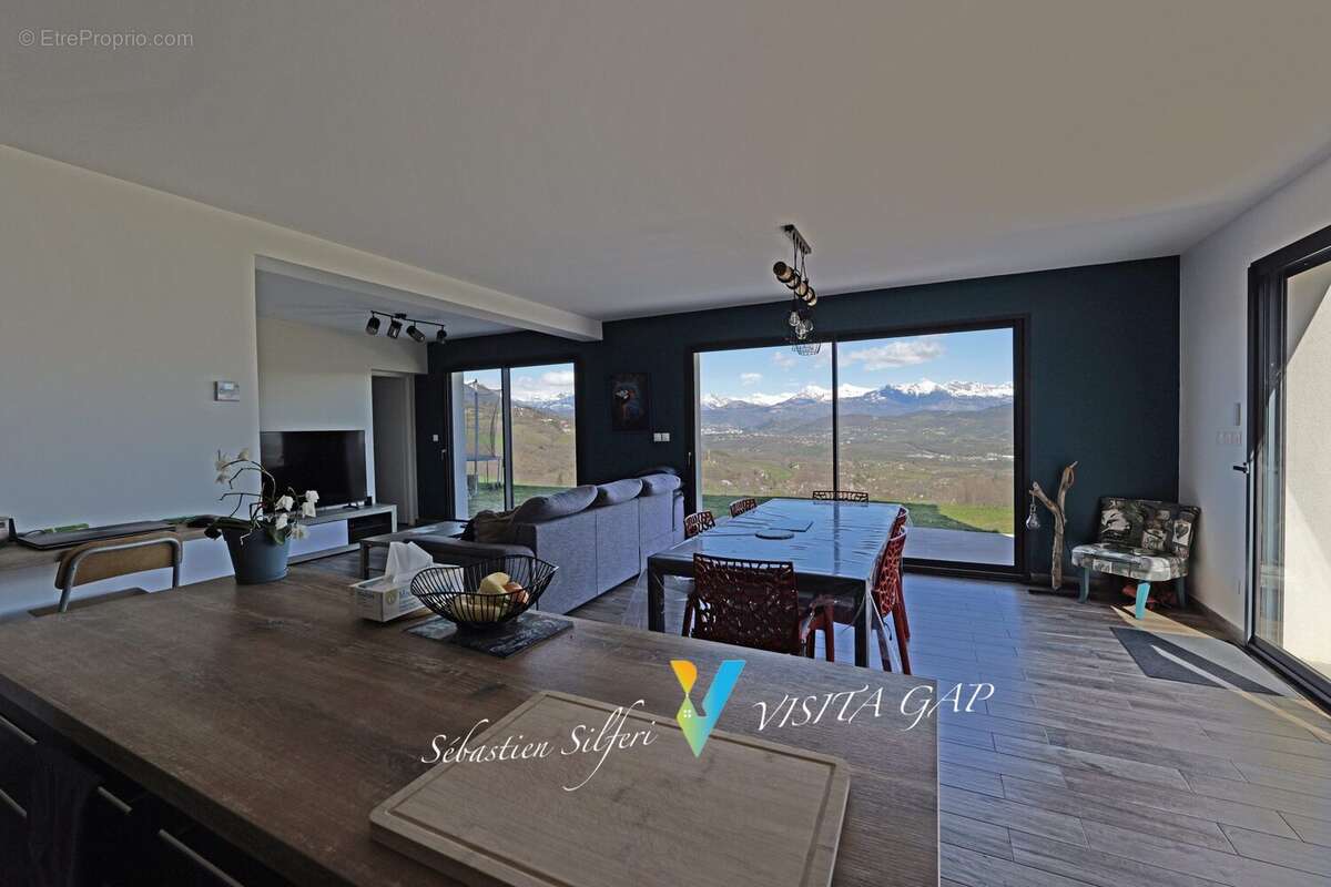 Maison à PELLEAUTIER