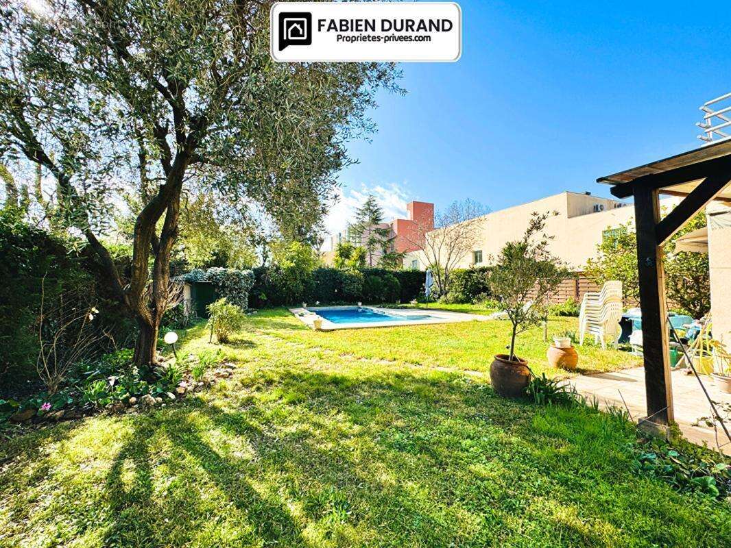 Appartement à MANDELIEU-LA-NAPOULE