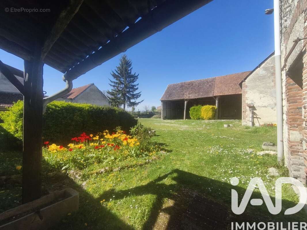 Photo 6 - Maison à GRANGES-SUR-AUBE