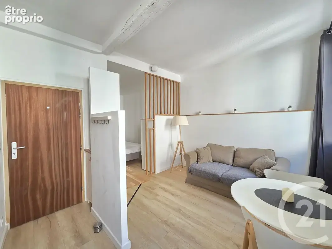 Appartement 1 pièce 23 m² à vendre à Toulon (83000) - photo 2
