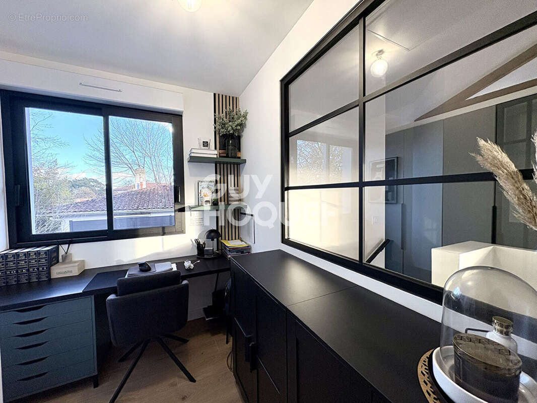 Maison à VILLENAVE-D&#039;ORNON