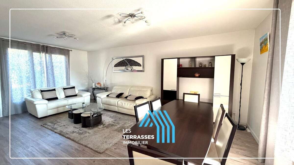 Maison à MONTELIMAR