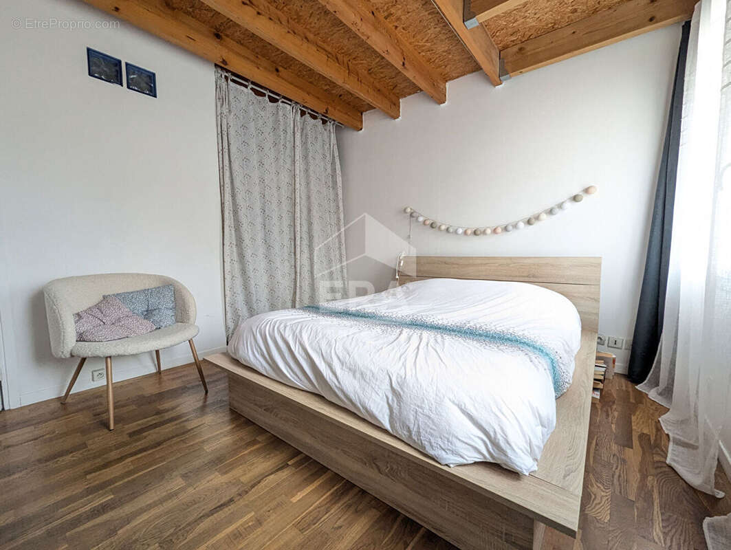 Appartement à FONTENAY-SOUS-BOIS