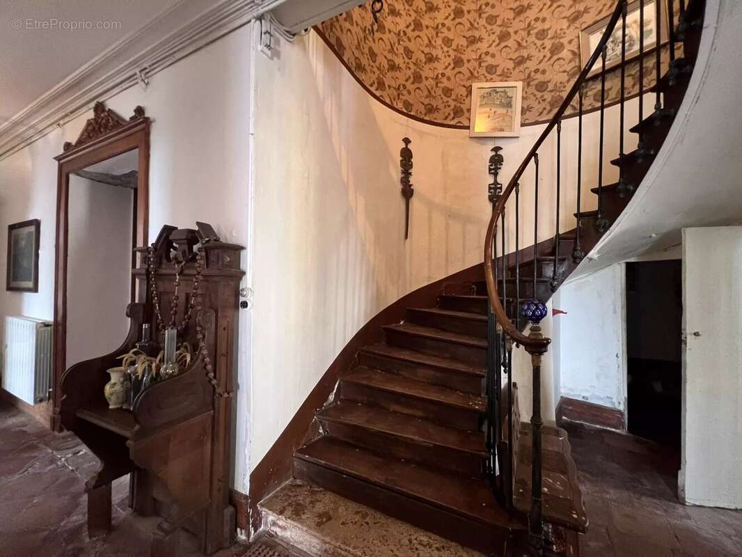 Maison à SAINT-CLAR