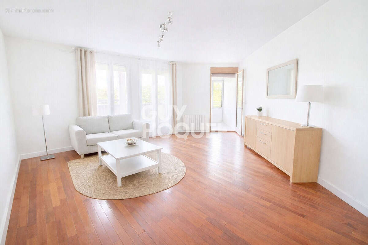 Appartement à PUTEAUX