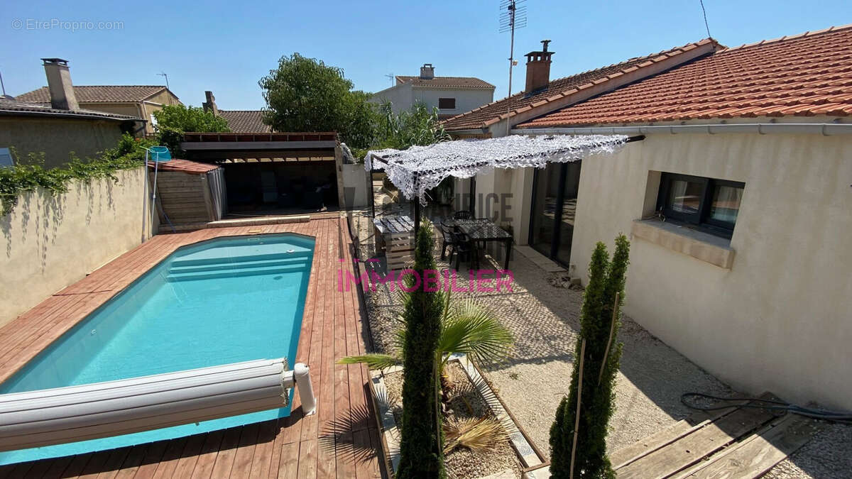 Maison à SORGUES