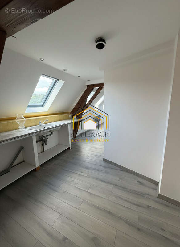 Appartement à LA TOUR-DU-PIN