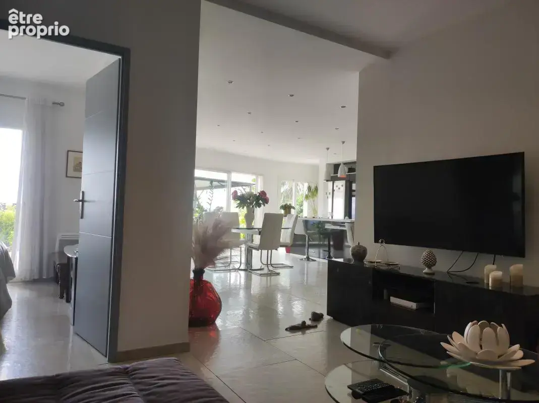 Draguignan,  villa récente RT12  avec un  bel appartement  type 3 +studio - photo 14