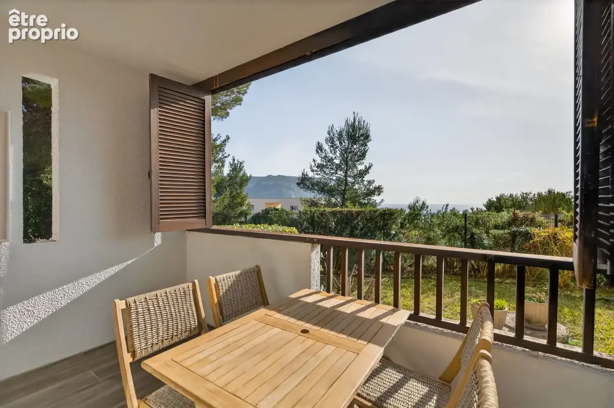 Appartement 2 pièces 60 m² à vendre à Cassis (13260) - photo 2