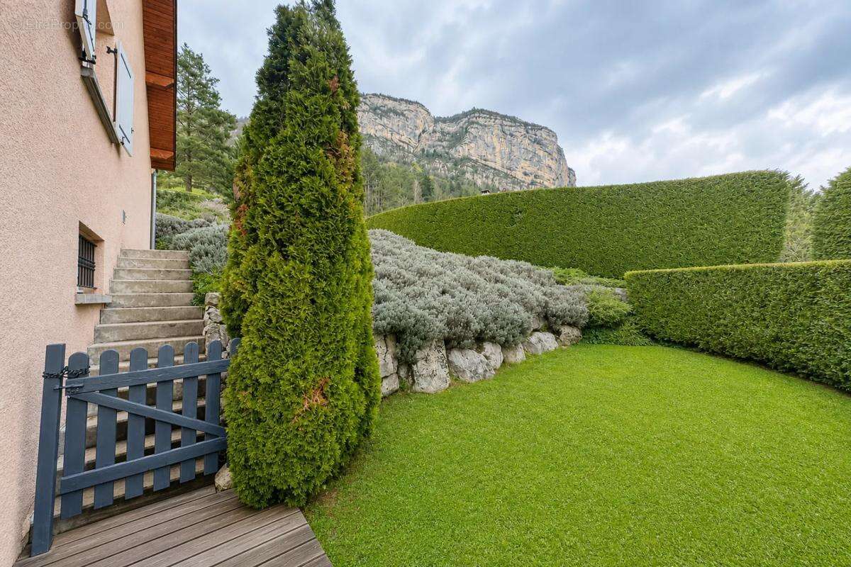 Maison à CHANCIA