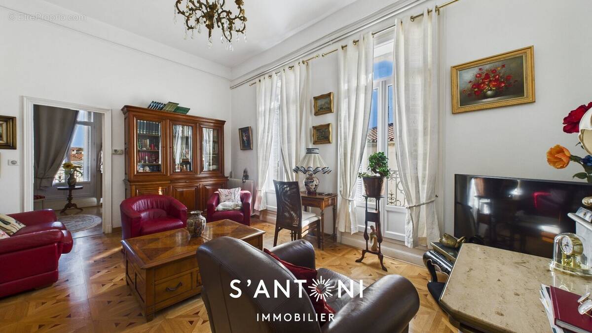 Appartement à BEZIERS