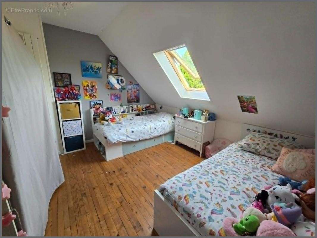 Maison à POMMERIT-JAUDY