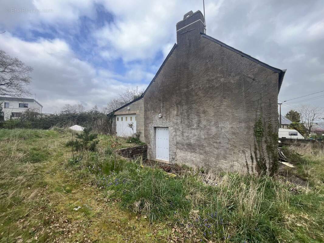 Maison à LOYAT