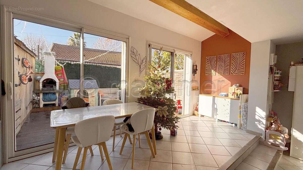 Maison mitoyenne Plan de Cuques n°10 - Maison à PLAN-DE-CUQUES