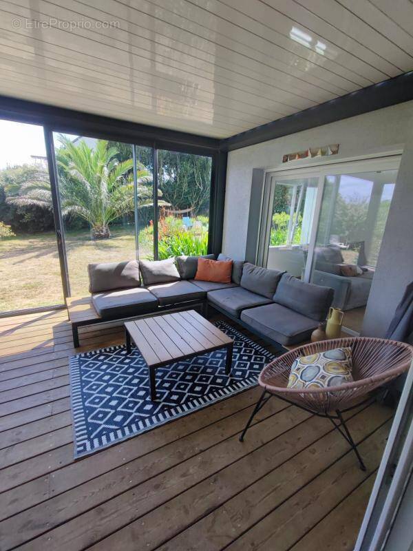 Maison à LAMPAUL-PLOUARZEL